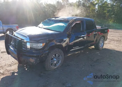 2009 Toyota Tundra Limited 5.7L V8 z USA, uszkodzony, nr VIN 5TFDW58169X090544